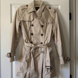 Never Worn Trench Coat - Banana Republic - Size Small Petite